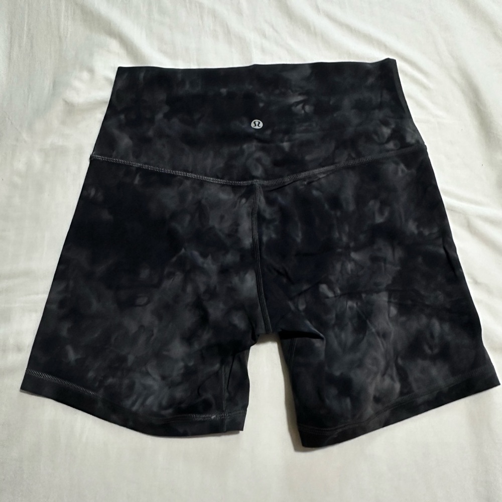 Lululemon 6” align biker short